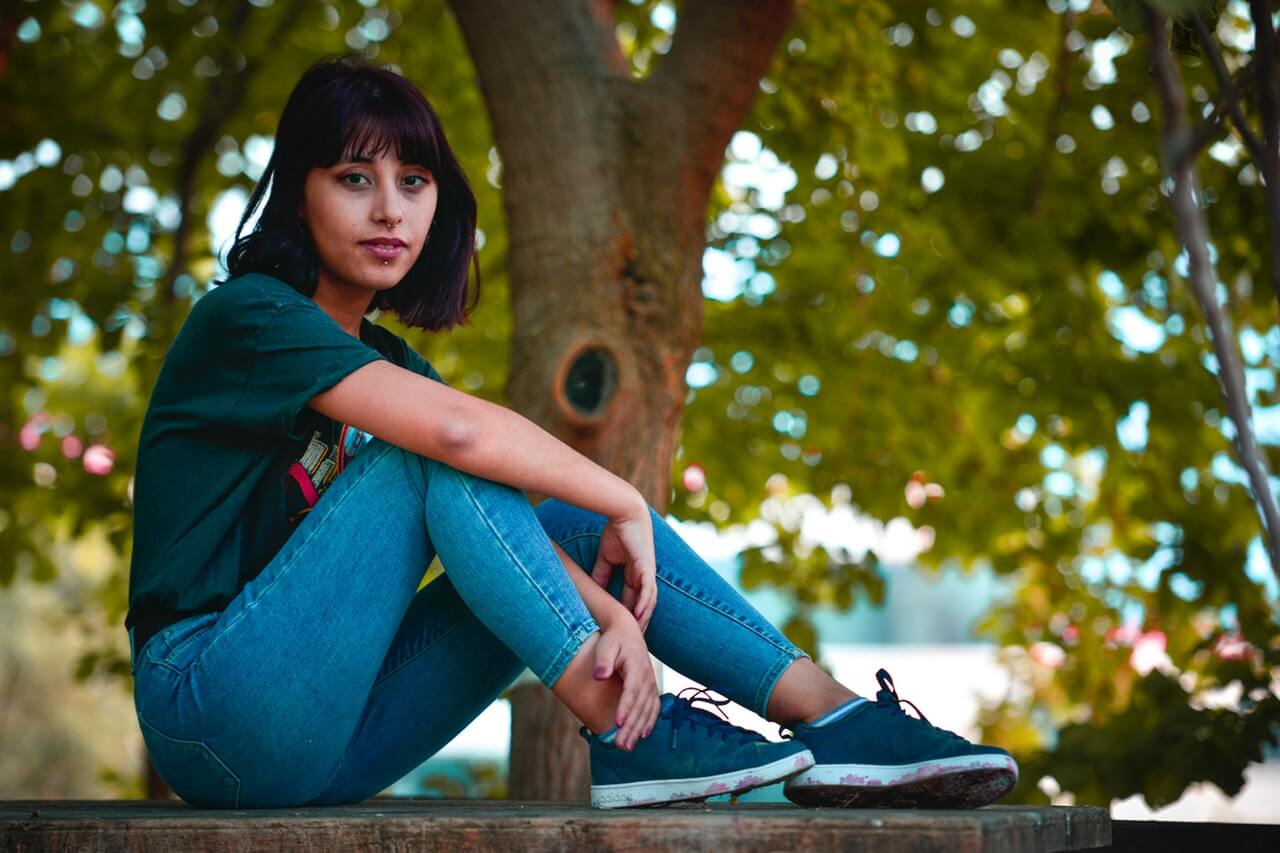 Jeansy modelujące – jak wyczarować swoją wymarzoną sylwetkę?